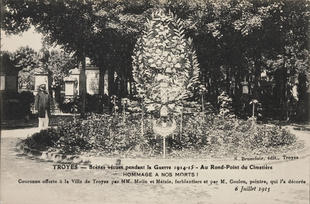 Couronne offerte le 6 juillet 1915 à la Ville de Troyes